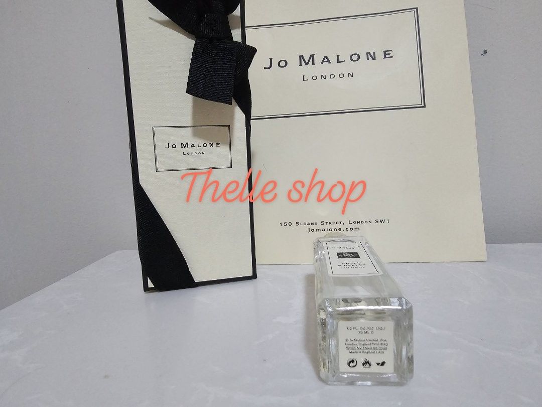 Jo Malone Poppy and Barley 30ml (Category: Fragrance & Deodorants) located in Binan City. Submitted by thelleshop (Listing ID 1405318123, Image 3). Description: PRELOVED - SPRAYED FEW TIMES ONLY Jo Malone Poppy and Barley 30ml 100% Authentic Actual pics posted RFS: need funds SKL: got curious with this new scent, it says "powdery" on the description but i think it is more on the floral side sya. Ang bango! 😍 ‼️ NOTE: with two dents on the cover 