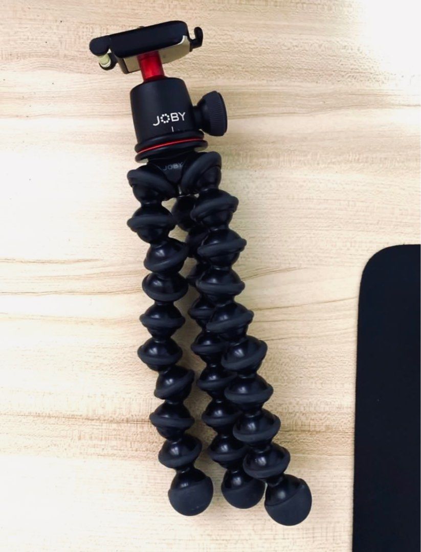JOBY - Gorillapod / Tripod 3k kit (Category: Tripods & Monopods) located in Ozamiz City. Submitted by bleu.collar (Listing ID 1221896922, Image 3). Description: *great use for Mirrorless Camera, DSLR and Smartphones *COD / COP accepted rfs: declutter / downsizing _used twice only _mint condition _box not included (natambak na sa bodega) _naka display nalang.