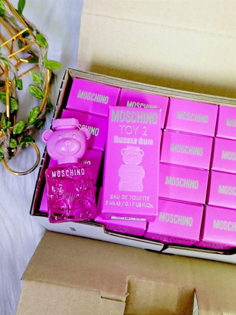 💯Legit Moschino Toy 2 Bubblegum 5ml (Category: Fragrance & Deodorants) located in Manila. Submitted by Perfume_finds (Listing ID 1405196452, Image 1). Description: .