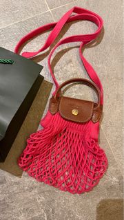 (Category: ) located in . Submitted by pinksia36 (Listing ID 1405327336, Image 1). Description: .