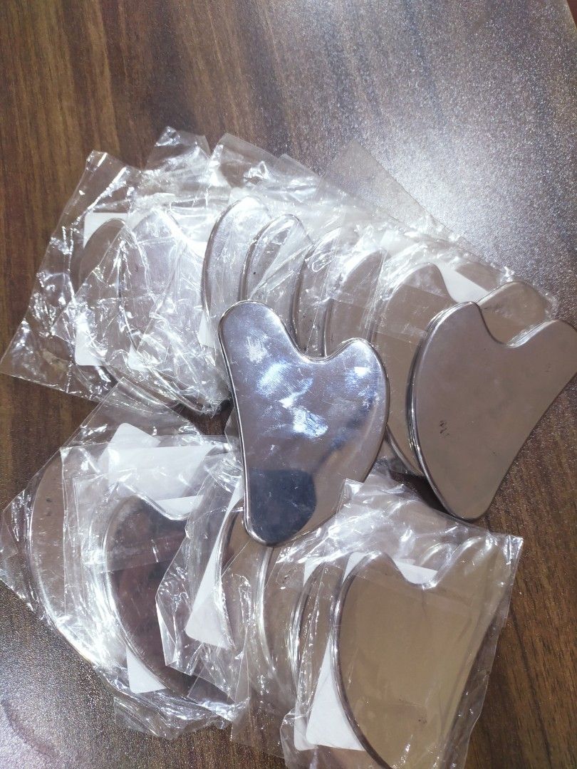 Metallic Guasha wholesale (Category: Face Care) located in Quezon City. Submitted by floreskari78555 (Listing ID 1405334067, Image 1). Description: Elevate your corporate gifting and skincare kits! Offer clients, employees, and resellers the luxury of wellness with premium metallic gua sha tools. Crafted from durable, hygienic stainless steel, these tools are the perfect addition to any skincare routine or PR kit. Bulk orders now accepted (10-100