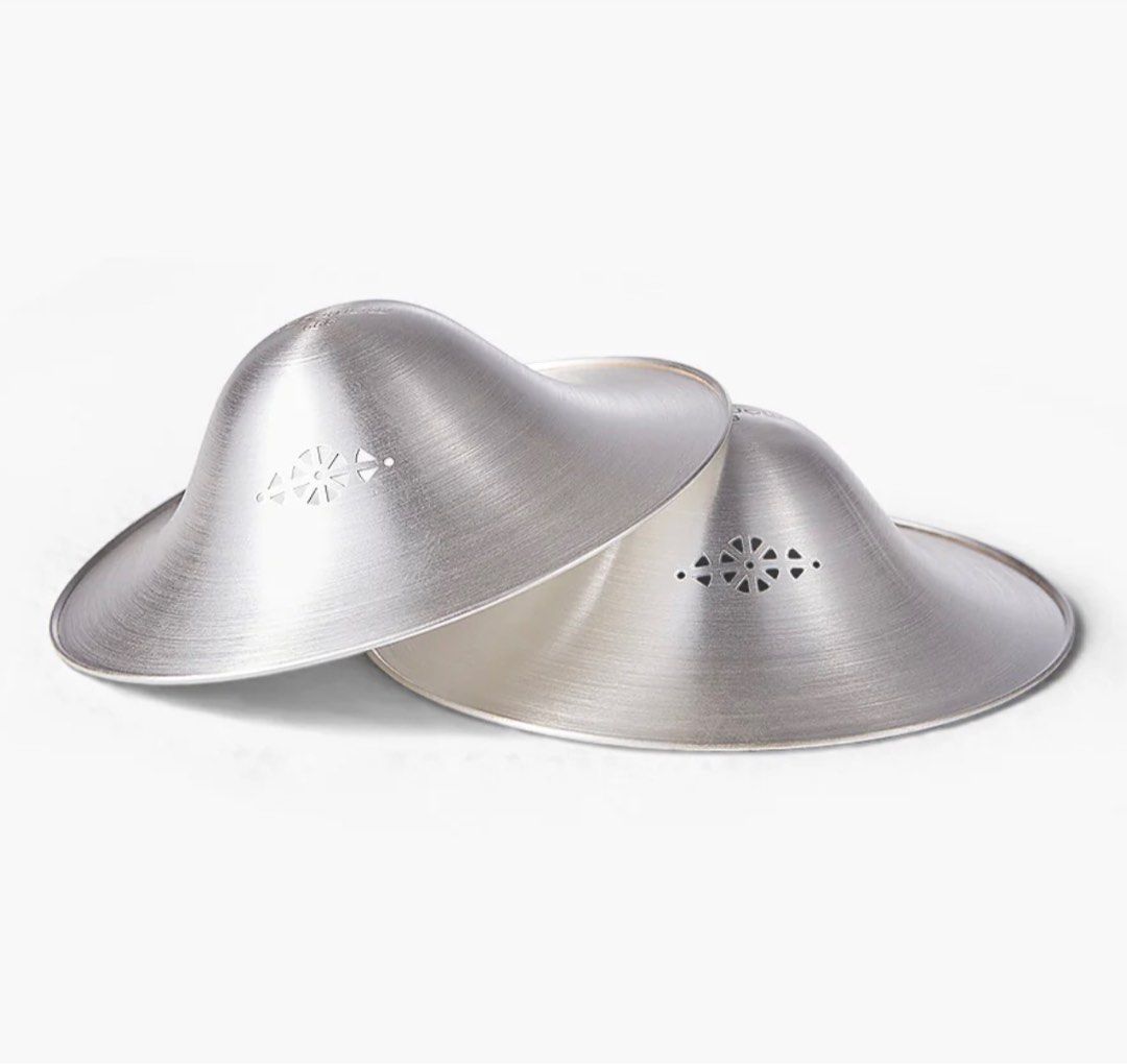 Momcozy Original 999 Silver Nipple Shields - regular (Category: Breastfeeding & Bottle Feeding) located in Kalibo. Submitted by shanessxx (Listing ID 1405319995, Image 2). Description: - Momcozy Silver Nipple Protective Cups - Designed for breastfeeding mothers - Made of 999 fine silver - Package includes two cups - Used once RFS: Not needed, exclusive pumping.