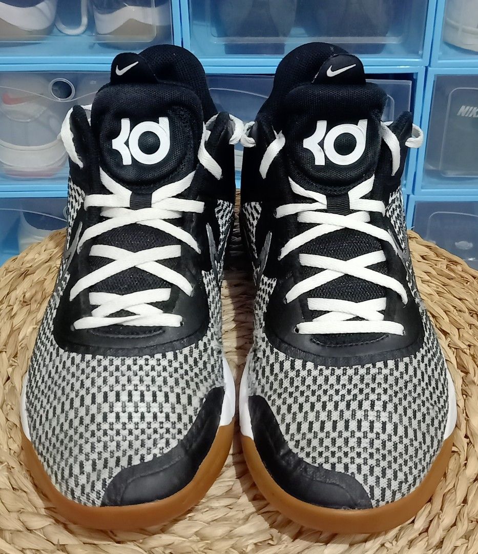 NIKE KD TREY 5 (Category: Sneakers) located in Gapan. Submitted by shoekaybudolshop (Listing ID 1405339939, Image 2). Description: .