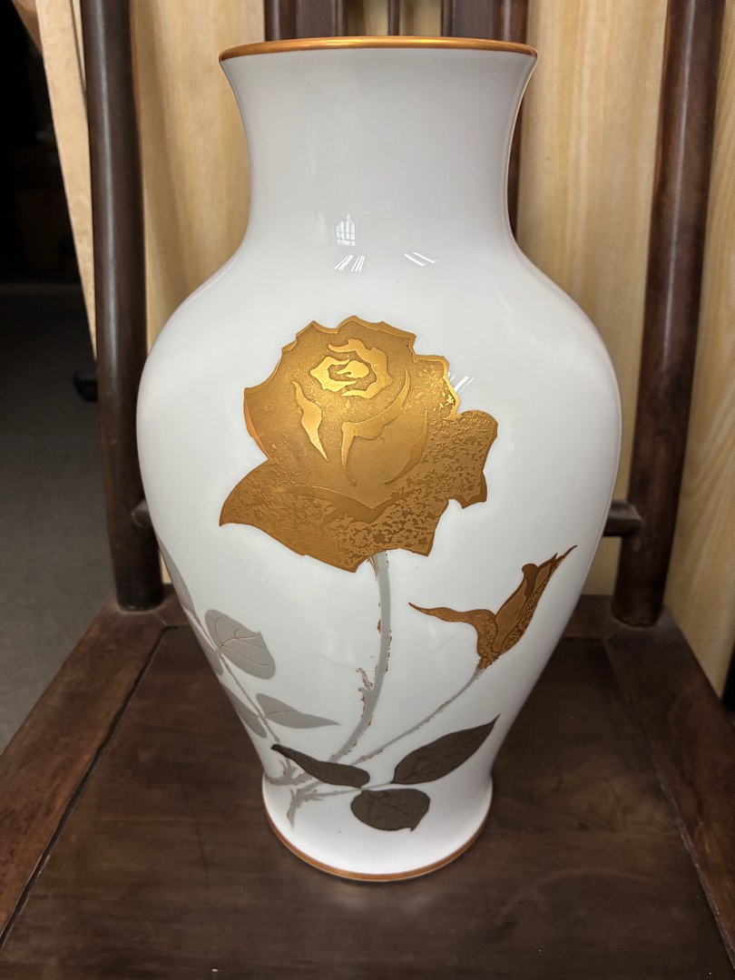 大倉陶園　金彩赤花画花瓶　35cm ドット】 大倉陶園 金彩赤花画花瓶 35cm 🏊