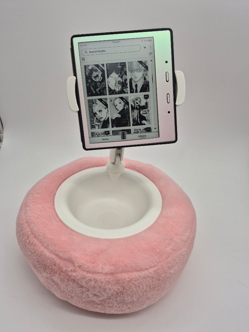 Pink Plush Tablet/Kindle Holder (Category: Mounts & Holders) located in Davao. Submitted by mkiddies (Listing ID 1405330019, Image 3). Description: Brandnew.