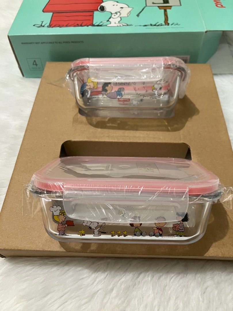 pyrex x peanuts limited edition glass storage set (Category: Food Organization & Storage) located in Muntinlupa City. Submitted by konmaried (Listing ID 1404721621, Image 3). Description: 345ml + 630ml mop: maya/bank transfer rfs: decluttering no issues except nangatngat ng puppies yung corner ng box tags: pyrex | peanuts | charlie brown | snoopy.