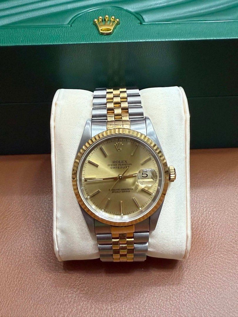 R0lex Oyster Perpetual Datejust 36 (Category: Luxury Watches) located in Manila. Submitted by annafinds (Listing ID 1405273533, Image 1). Description: R0lex Oyster Perpetual Datejust 36, in a two-tone design, which combines stainless steel and 18k yellow gold. It features a champagne-colored dial with index markers and a fluted 18k yellow gold bezel. 395k Open for layaway. Disclaimer: We are not affiliated, associated, authorized, endorsed by or 