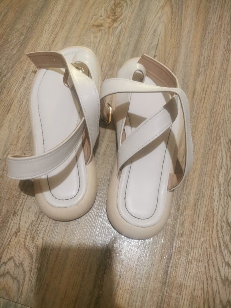 Shein Leather cross over ankle sandals (Category: Flats & Sandals) located in Santa Rosa. Submitted by setfree (Listing ID 1405209700, Image 3). Description: US 6 1/2 EUR 37 no issue, clean RFS: moving abroad 350 + Shipping J&T Santa Rosa, Nueva Ecija.