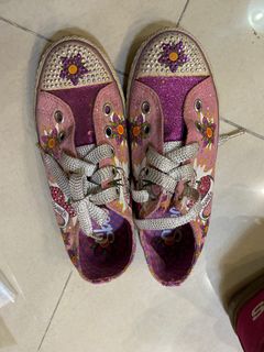 (Category: ) located in . Submitted by ariahdee (Listing ID 1405164471, Image 1). Description: .