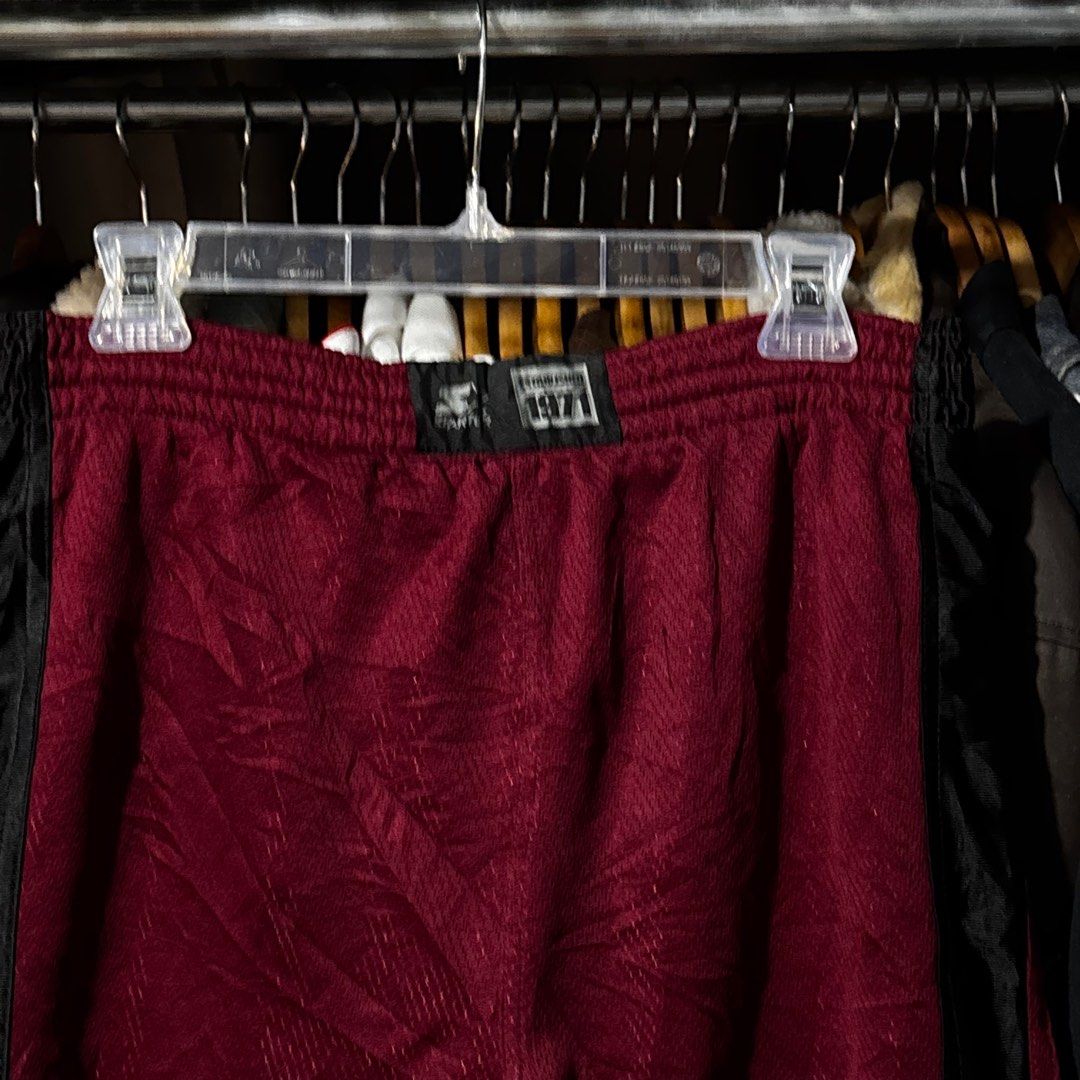 Starter Shorts (Category: Shorts) located in Caloocan City. Submitted by bonsatocha43876 (Listing ID 1405231593, Image 2). Description: - Maroon color - White and black stripes on the side - Waist size: 28-34 - Length: 22 - Leg opening: 13 - Price: 500 pesos.