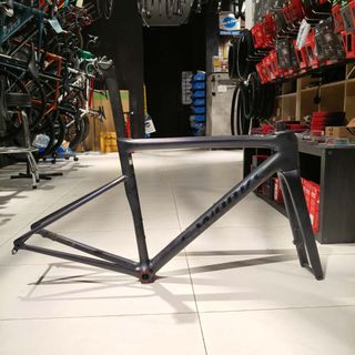(Category: ) located in . Submitted by bikemartsg (Listing ID 1405239092, Image 1). Description: .