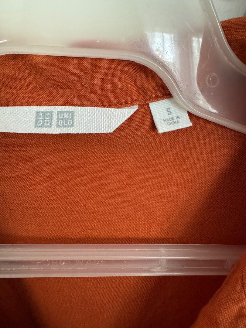 Uniqlo Short Sleeve Shirt (Small) (Category: Shirts) located in Rizal. Submitted by marga911 (Listing ID 1405206331, Image 3). Description: Item: Uniqlo Short Sleeve Shirt (Orange) Size: S Please read before buying! 😊 📌Is the product stretchable? - No po. 📌Is the product original/branded? - Yes po. 📌Reason for selling? - Currently decluttering my closet from clothes that don’t fit me anymore :) 📌Meet-up or delivery? - Open po ako for both 😊