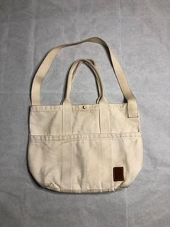 (Category: ) located in . Submitted by noy_thrift (Listing ID 1405301407, Image 1). Description: .