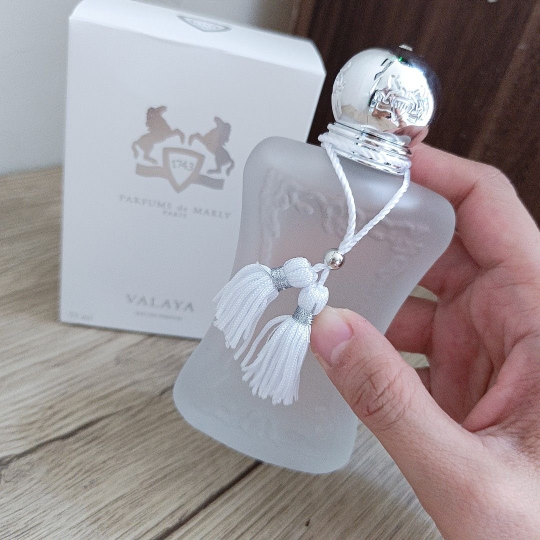sale 2day only 1100 before VALAYA PARFUM DE MARLY EAU DE PARFUM FOR WOMEN (Category: Fragrance & Deodorants) located in Manila. Submitted by mom.0f.2 (Listing ID 1404618328, Image 3). Description: Long lasting parfum. What you see is what you get. 🤍 Kindly direct msg me for order/s..