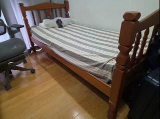 (Category: ) located in . Submitted by wicky9 (Listing ID 1405330544, Image 1). Description: .