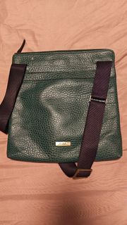 (Category: ) located in . Submitted by decutteringbyjel (Listing ID 1405345291, Image 1). Description: .