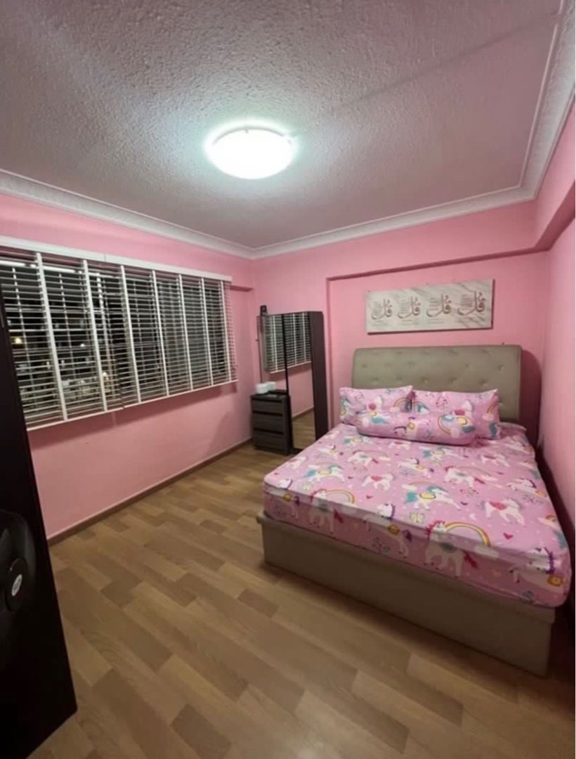 (Category: ) located in . Submitted by NHBMWCLOSETZ (Listing ID 1405358010, Image 1). Description: .