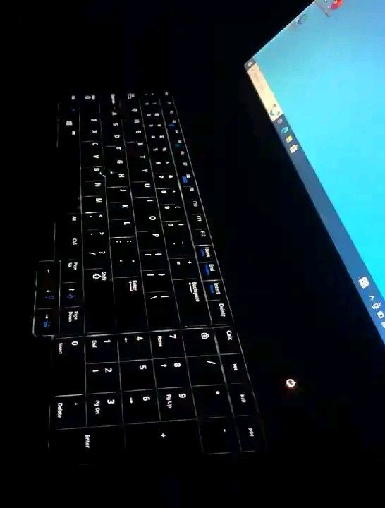 😍 DELL😍 (Category: Laptops & Notebooks) located in Manila. Submitted by lonelyme_1986 (Listing ID 1405470343, Image 3). Description: 😍 DELL😍 🛑intel Core i7 4thGEN 2.40Ghz 🛑Ram: 8GB 🛑Storage:256GB SSD 🛑15'6inches Screen ✅With Numpad Keyboard 🛑Good battery 🛑Wifi ready 🛑Camera ready 🔴Bluetooth ready 🔴HDMI ready 🔴VGA ready 🛑Fully tested all usb port GOOD 🛑Windows 10-with free install for all apps #GoodQualityGuaranteed JAPAN TokYo✅ 😍