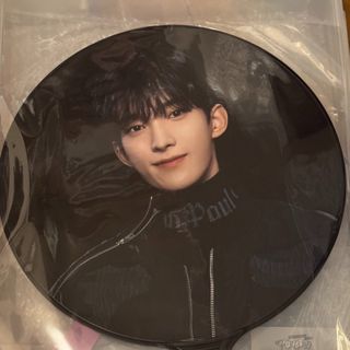 （分類：）位於 。 由 dokyeommmm 提交（商品編號 1405389680，圖片 1）。簡介： 。