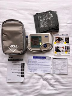 （分類：）位於 。 由 skylarq 提交（商品編號 1405429691，圖片 1）。簡介： 。