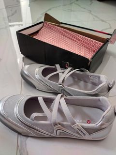 (Kategori: ) berada di . Dikirim oleh syantikk (ID iklan 1405396043, Gambar 1). Deskripsi: .