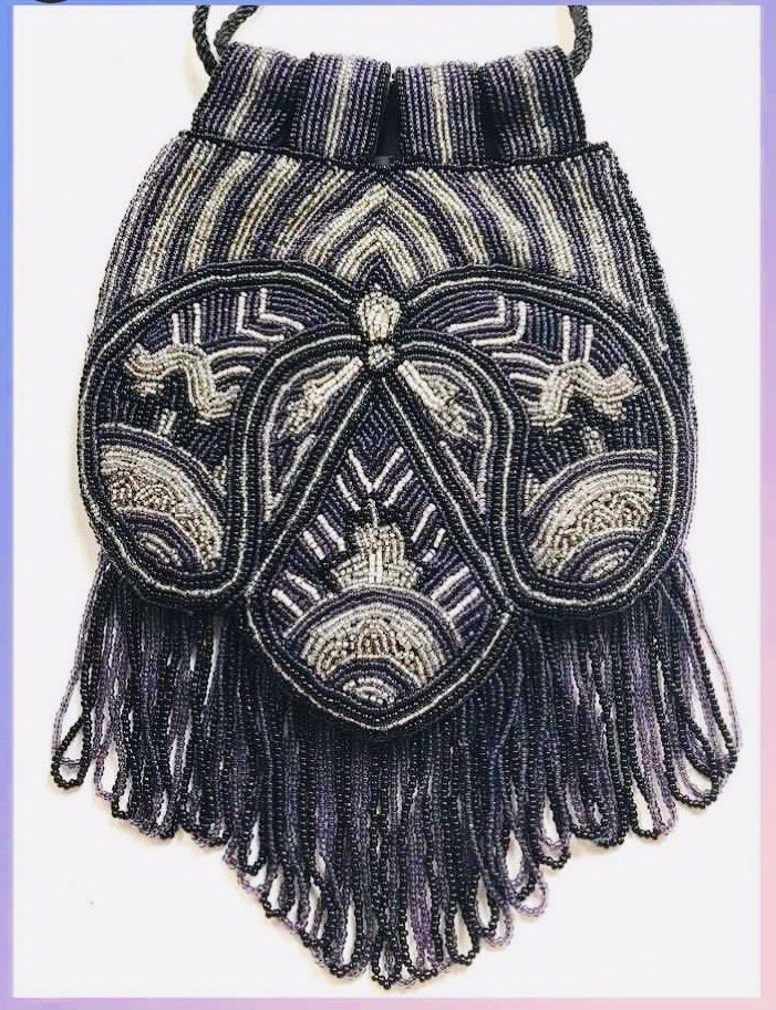 Anna Sui Fully -Beaded Luxury Flapper Bag 1920s The Great Gatsby- Style (Category: Luxury Bags & Wallets) located in Manila. Submitted by iyasellsph (Listing ID 1405510762, Image 3). Description: Anna Sui Fully -Beaded Luxury Flapper Bag No more haggling, price already reduced from Php4500 1920s Gatsby- style flapper bag Guaranteed authentic Vintage in unused condition Superb craftsmanship! Each tiny glass bead is sewn-in, not glued! Fully-handma
