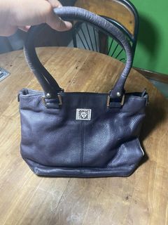 (Category: ) located in . Submitted by thriftstore.turtle (Listing ID 1405442777, Image 1). Description: .