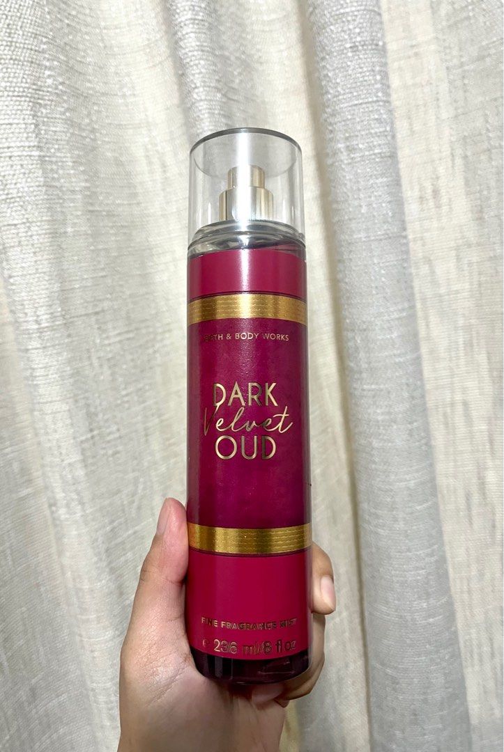 Bath & Body Works (Dark Velvet Oud) (Category: Fragrance & Deodorants) located in Caloocan City. Submitted by declutter_joy (Listing ID 1405451712, Image 1). Description: ☑️ Original from Canada ☑️ Brand New ☑️ Buyer will pay sf Courier: Grab/Lalamove/Gogoxpress.