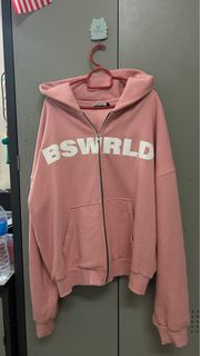 (Category: ) located in . Submitted by thrift.nzj (Listing ID 1405516304, Image 1). Description: .