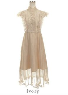 (Category: ) located in . Submitted by declutter.queen (Listing ID 1404476678, Image 1). Description: .