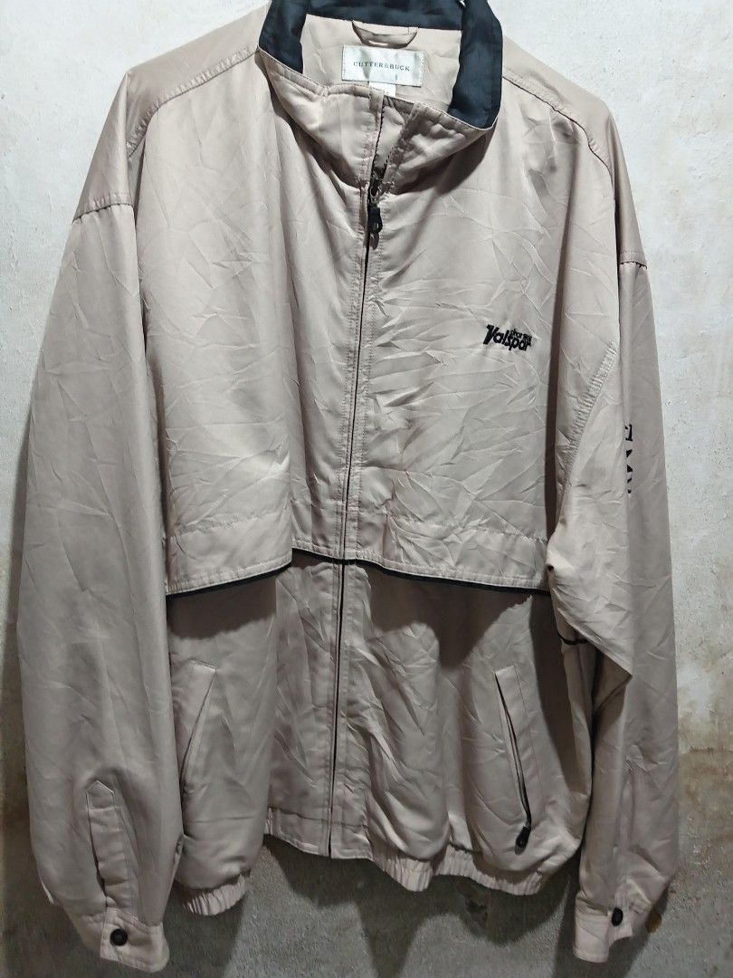 CUTTER AND BUCKS (Volspa) Jacket XL (Category: Coats, Jackets and Outerwear) located in Makati City. Submitted by fragiles (Listing ID 1405527535, Image 1). Description: can accept offer W-26 L-27 boxy fit.