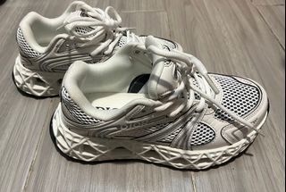 （分類：）位於 。 由 bennex44 提交（商品編號 1405379250，圖片 1）。簡介： 。