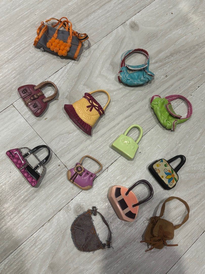 DOLL BAGS ( MYSCENE,BRATZ,ETC.) (Category: Kids Toys) located in Jaen. Submitted by petty_blue (Listing ID 1405383630, Image 1). Description: 👜 Pre-loved Doll Bags 💕 Can fit Mycene, Bratz, and other dolls ✨ Good condition & perfect for display or play 💸 Price: ₱70 each 🚚 Shipping: J&T only 🧾 Payment Methods: GCASH or Bank Transfer Only 📌 Payment First Policy ❌ No cancellations once order is confirmed .
