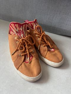 （分類：）位於 。 由 ladystork 提交（商品編號 1405369441，圖片 1）。簡介： 。