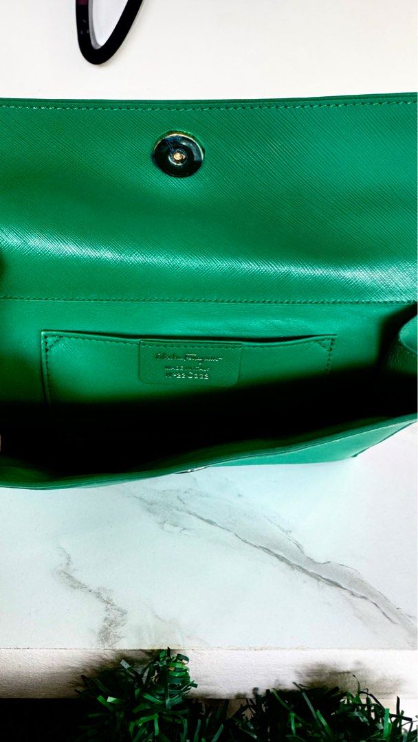 Ferragamo (Category: Luxury Bags & Wallets) located in Daraga. Submitted by luxbicolph (Listing ID 1405480607, Image 3). Description: .