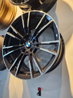 (Category: ) located in . Submitted by wheels_tires (Listing ID 1405429138, Image 1). Description: .