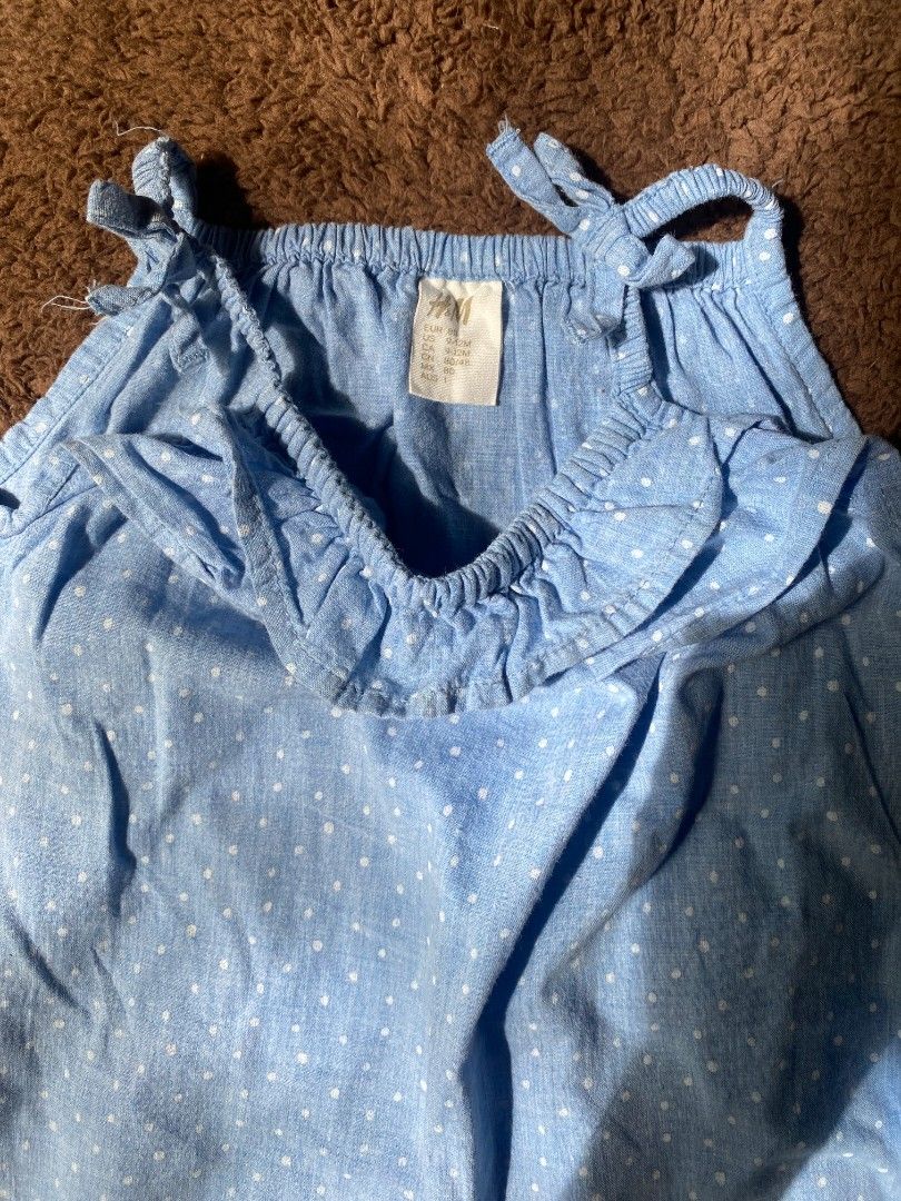 H&M Baby Jumper 12-18m (Category: Babies & Kids Fashion) located in Quezon City. Submitted by theentreprenurse (Listing ID 1405491353, Image 3). Description: 𝘼𝙐𝙏𝙊 𝙋𝘼𝙎𝙎 𝙏𝙊 𝙇𝙊𝙒 𝘽𝘼𝙇𝙇𝙀𝙍𝙎 📣 ʙʀᴀɴᴅ: H&M ꜱɪᴢᴇ: 12-18m ᴍᴏᴘ: ɢᴄᴀꜱʜ ꜱʜɪᴘᴘɪɴɢ 🛒 ▪︎ꜰʟᴀꜱʜ ᴇxᴘʀᴇꜱꜱ | J&T ▪︎ʟᴀʟᴀᴍᴏᴠᴇ|ɢʀᴀʙ ~ 𝚃𝚑𝚎𝚜𝚎 𝚌𝚕𝚘𝚝𝚑𝚎𝚜 𝚊𝚛𝚎 𝚊𝚕𝚛𝚎𝚊𝚍𝚢 𝚠𝚊𝚜𝚑𝚎𝚍. 𝙺𝚒𝚗𝚍𝚕𝚢 𝚖𝚊𝚗𝚊𝚐𝚎 𝚢𝚘𝚞𝚛 𝚎𝚡𝚙𝚎𝚌𝚝𝚊𝚝𝚒𝚘𝚗𝚜..