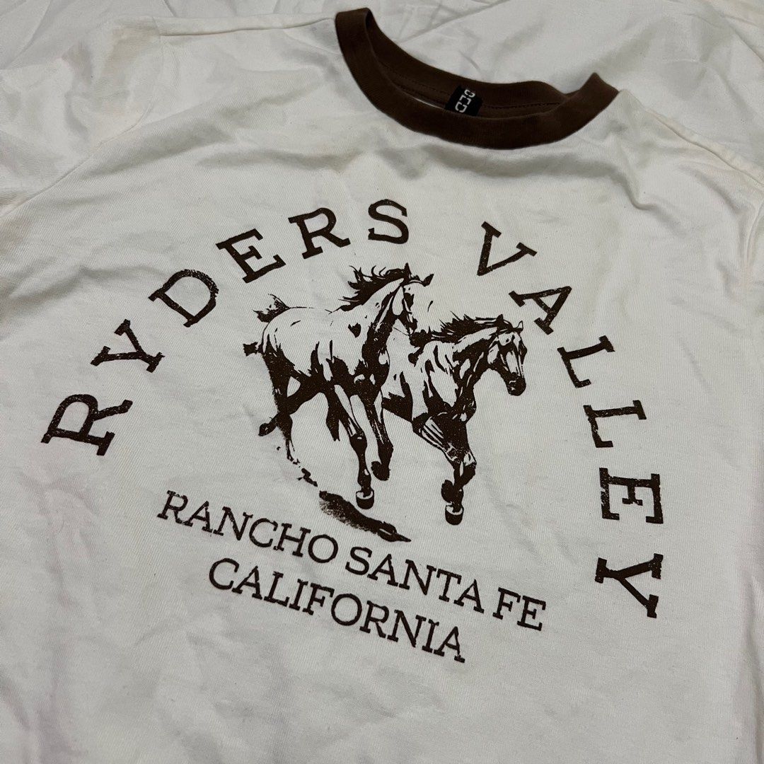 H&M y2k White Horse Tshirt (Category: Shirts) located in Cebu City. Submitted by dogtooth435 (Listing ID 1405351601, Image 3). Description: never used! not my style :(.