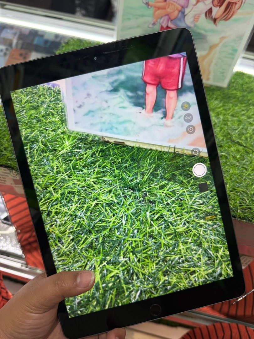 iPad 7th Gen 32gb (Wifi-used) (Category: iPad) located in San Juan City. Submitted by wainefreygadgetshop (Listing ID 1405458670, Image 3). Description: iPad 7th Gen 32gb (Wifi-used) ALL GOODS AT WORKING NO REPAIR HISTORY NO HIDDEN ISSUE PEDE PANG OFFICE PEDE RIN PANG ONLINE CLASS GOODS DIN PANG BATA SA MAHIHILIG MAG YOUTUBE TEST ALL YOU WANT BAGO BAYARAN FREE CHARGER AT CASE For fast transaction call/text 09279452049,09704549340 *PAG COD SAMIN A