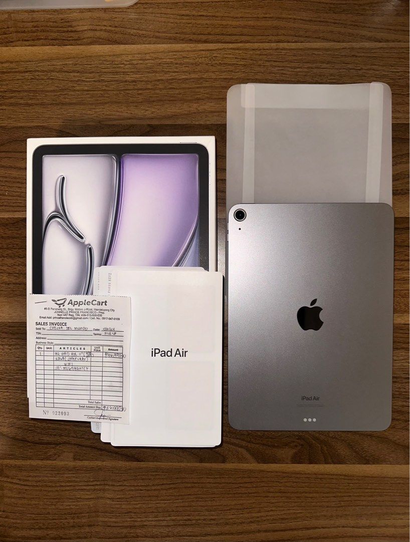 iPad Air 6 (M2) 2024 - Space Gray 128GB (Category: iPad) located in Quezon City. Submitted by cstuff_forsale (Listing ID 1405368774, Image 2). Description: WTS/LFB iPad Air 6 (M2) 2024 - Space Gray 128GB 💌 Inclusions: Complete inclusions (box, manuals), with receipt from purchase! *Except for charger and adaptor Comes with privacy tempered glass installed!🫶🏻 💌Bought: October 31, 2024 at Mobile Cart PH (Have pictures of purchase & receipt) 💌O