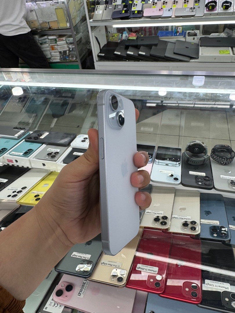 Iphone 15 256gb 97% batt FU NTC May dent only (Category: iPhone 15 Series) located in San Juan City. Submitted by javedsgadgetshop (Listing ID 1405423322, Image 2). Description: INSTALLMENT OPTIONS : SPAY LATER / GGIVES / CREDIT CARD! WE BUY AND SELL SO PWEDE MAGBINTA OR SWAP ! Quick Specs : 💵 Iphone 15 (May dent only!) •256gb •NTC Variant •97% batt health •Factory Unlock •95% Smoothness •No hidden issue | No Repaired •100% Authentic | Not Refur