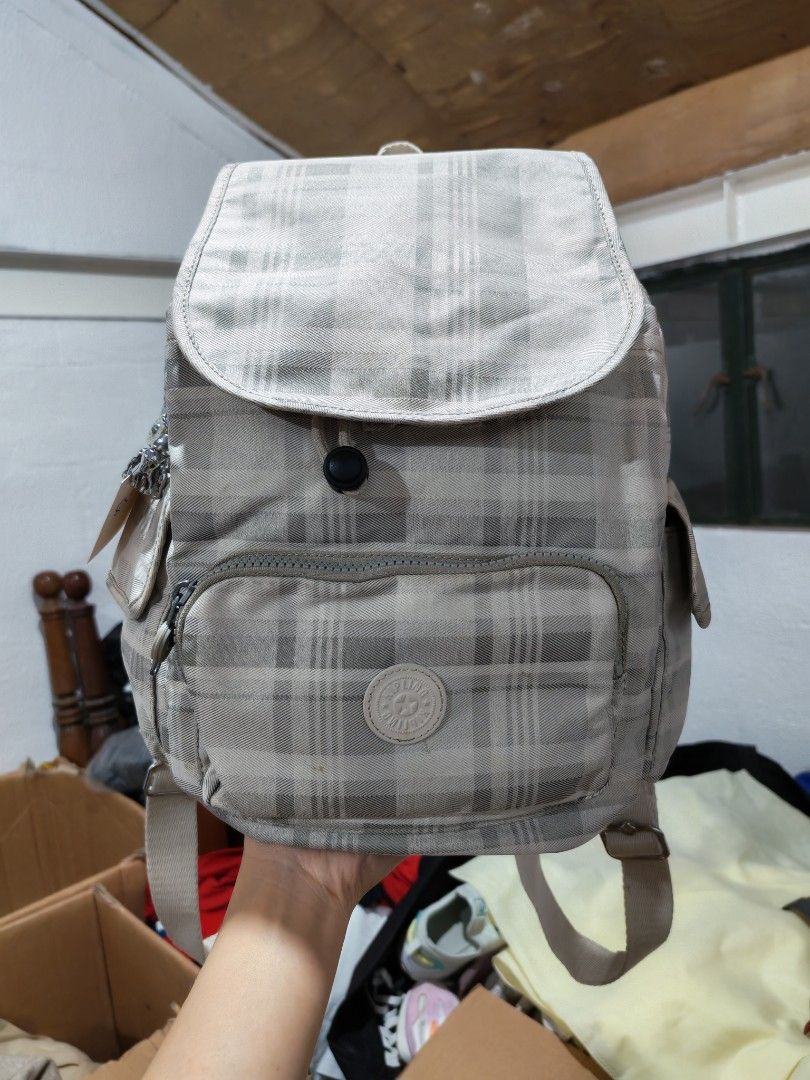 Kipling backpack (Category: Backpacks) located in Sablan. Submitted by bag.a.holic.bygaile.ph (Listing ID 1405350902, Image 1). Description: still in excellent condition location: sablan benguet.