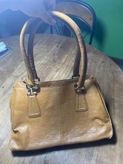 (Category: ) located in . Submitted by thriftstore.turtle (Listing ID 1405442366, Image 1). Description: .
