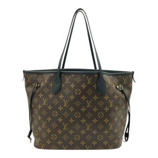 (Category: ) located in . Submitted by carousellluxury (Listing ID 1405369358, Image 1). Description: .