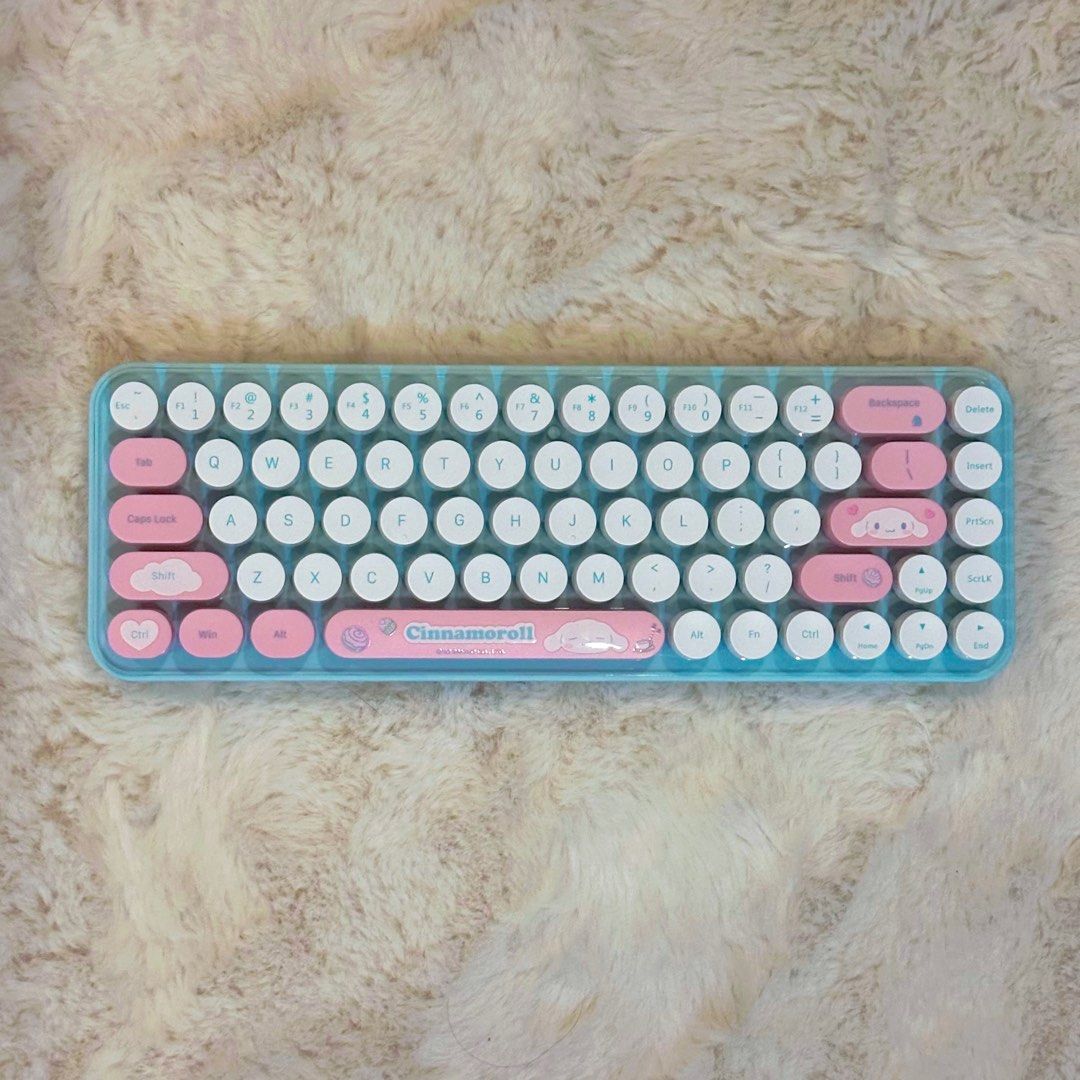 Miniso Sanrio Cinnamoroll Keyboard (Category: Computer Keyboard) located in Pasig City. Submitted by mon.studios (Listing ID 1383909509, Image 2). Description: Used a few times. No box. Excellent Condition. ♥️.