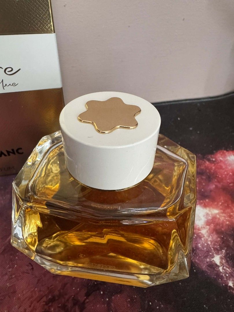 MONTBLANC signature perfume 90ml (Category: Fragrance & Deodorants) located in Davao. Submitted by bargainbuddies2021 (Listing ID 1405362545, Image 2). Description: Bought for 7, 000 php Original with qr code scannable Brandnew for gifting.