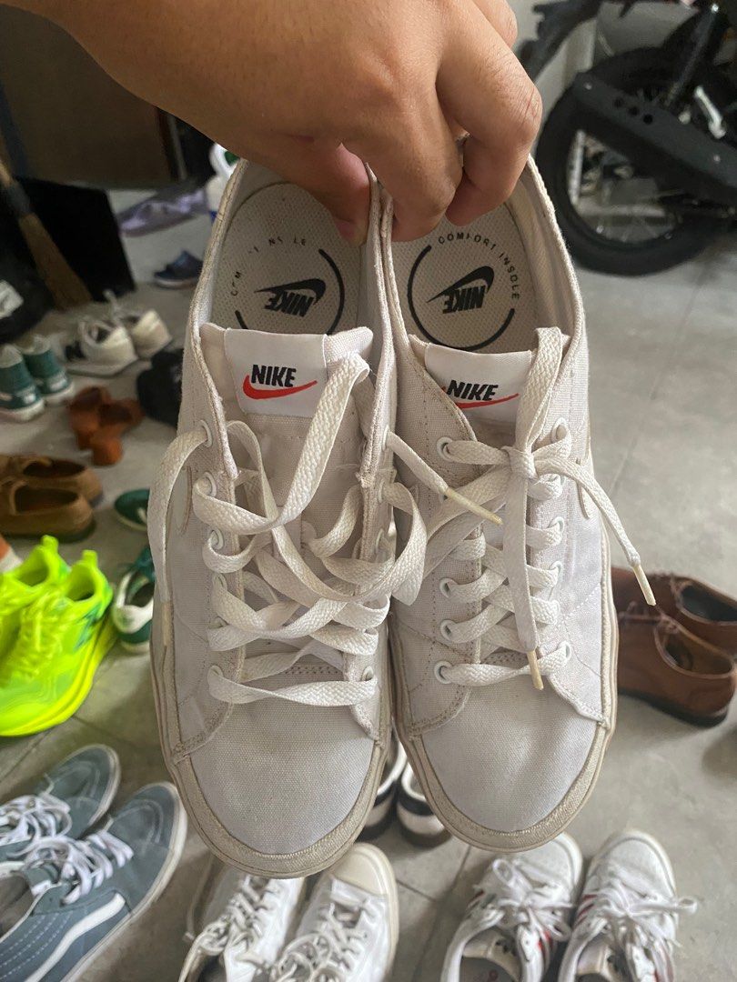 Nike Court Legacy Canva (Category: Sneakers) located in Marikina City. Submitted by _nathan7 (Listing ID 1405476377, Image 1). Description: .