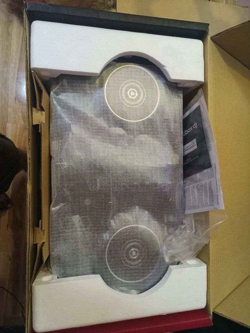 Pioneer DJ DDJ-400 DJ Controller (Category: Other Audio Equipment) located in Bustos. Submitted by jesstoms20 (Listing ID 1405348084, Image 3). Description: - Pioneer DJ DDJ-400 DJ controller - Designed for rekordbox DJ software - Includes original box - Comes in original packaging - Box features black with red accents - Controller is visible in the box.