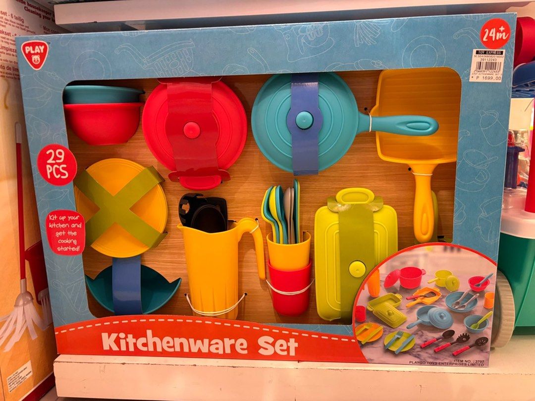 Playgo Kitchenware Set - 29 Pieces (Category: Kids Toys) located in Pasig City. Submitted by extrac (Listing ID 1405442906, Image 1). Description: - Playgo Kitchenware Set: 29-piece set - Includes pots, pans, utensils, and accessories - Designed for children aged 24 months and up - Promotes imaginative play - Introduces kids to cooking concepts - Brand new.