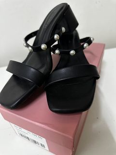 (Category: ) located in . Submitted by ali_malaysia (Listing ID 1403626569, Image 1). Description: .